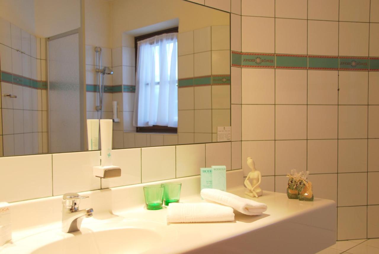 Hotel Zum Jungen Roemer Radstadt Bagian luar foto