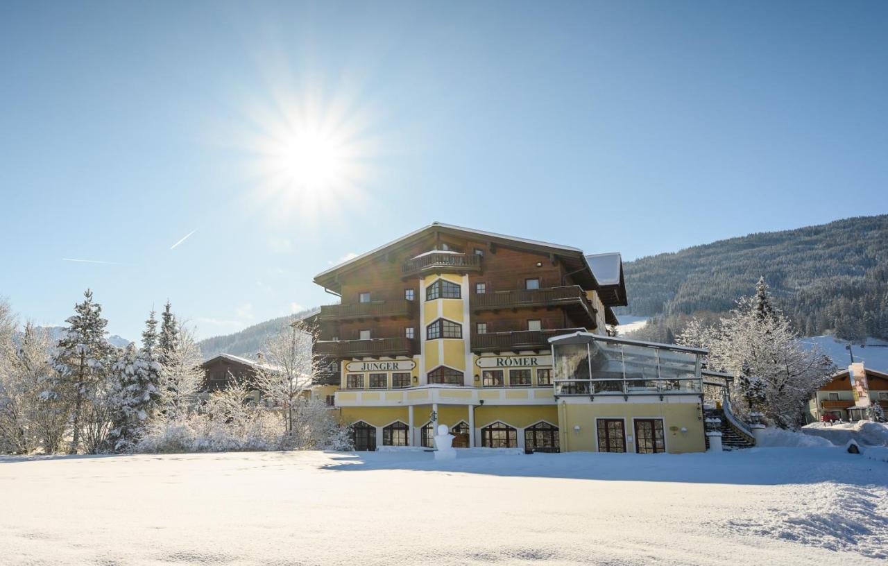 Hotel Zum Jungen Romer Radstadt Bagian luar foto