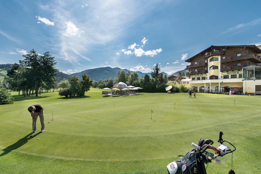 Hotel Zum Jungen Romer Radstadt Bagian luar foto