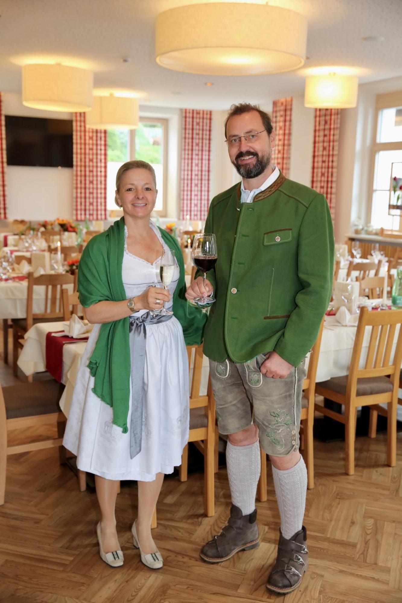 Hotel Zum Jungen Roemer Radstadt Bagian luar foto
